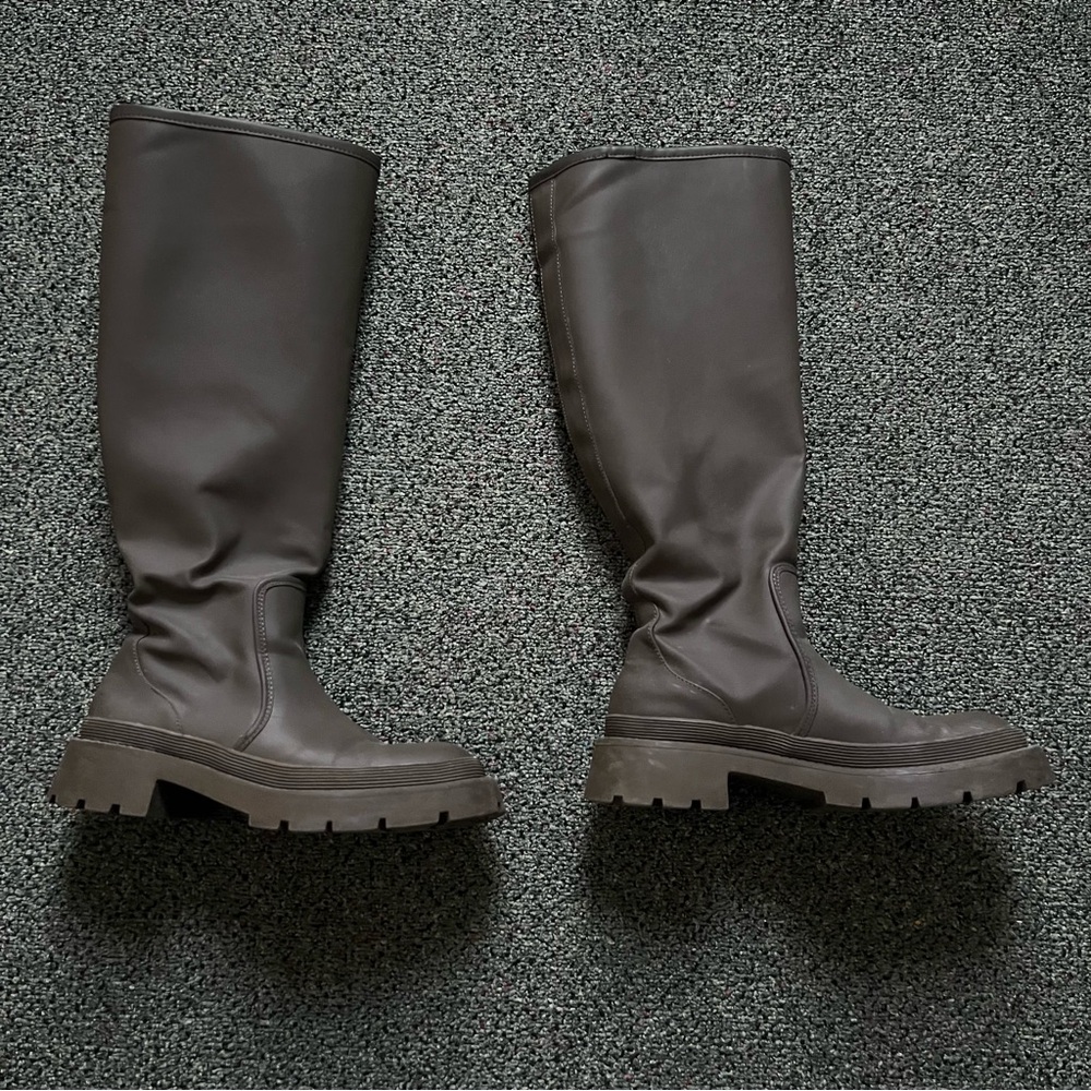 ZARA Khaki Green Rubber Knee-High Chunky Low Platform Pull-On Rain Comfort Boots - Picture 11 of 16